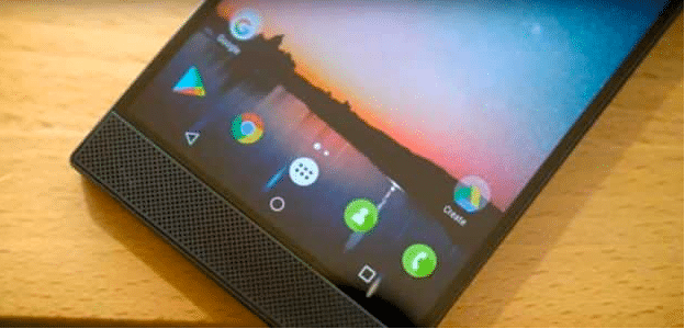 Les enceintes du Razer Phone.