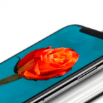 Encoches folles pour 2018 : les constructeurs suivent la tendance amorcée par Apple