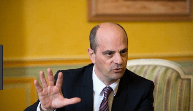 Blanquer interdiction téléphones portables