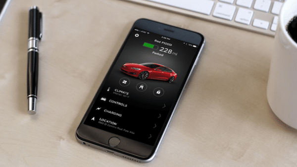 clé tesla sur smartphone