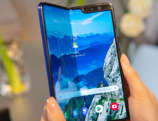 Certaines marques optent pour le smartphone pliant ressemblant à une tablette, contrairement à Xiaomi.