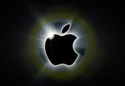 Apple et Samsung accusés d'avoir des mobiles nocifs.