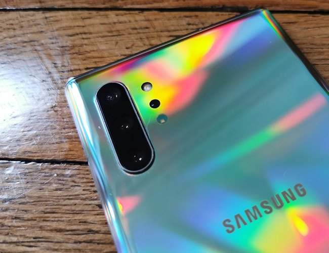 Samsung et Apple, jugés pour les radiations de leur iPhone et Galaxy