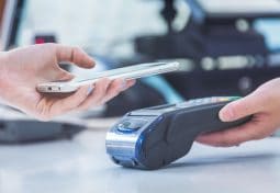 Apple Pay, Apple en faute